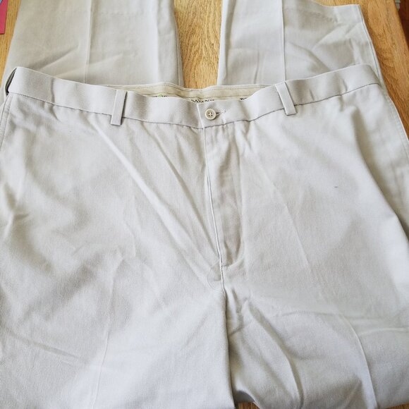 Savane Tailored Comfort Mens Chinos Expandable Waist - Size 42x30 - Picture 2 of 7